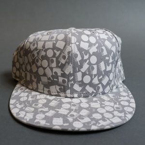 NWOT Subware New Era grey and white hat